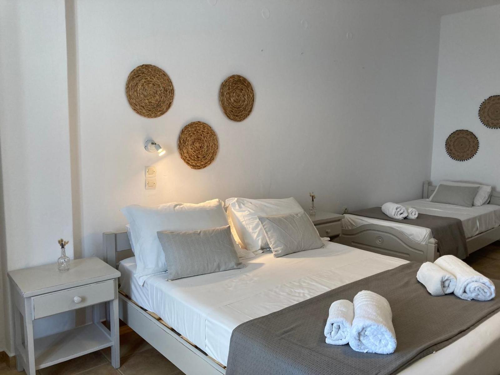 Helen'S Minimal Studios & Apartments Alikí Rum bild